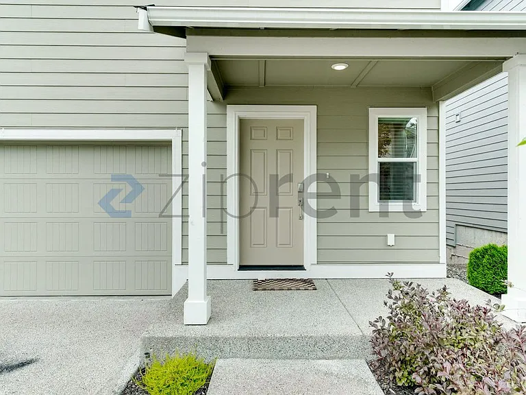 1026 17th Ave — Photo 3
