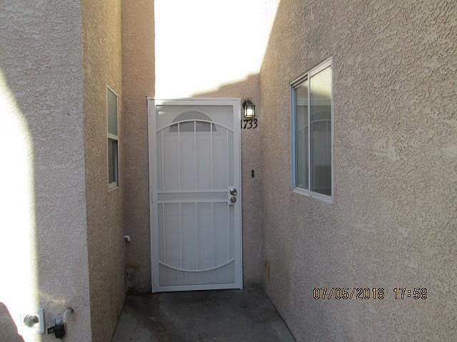 1st image of 1733 N Lamont St
