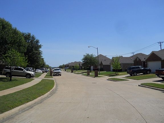 5th image of 1404 Cowtown Dr