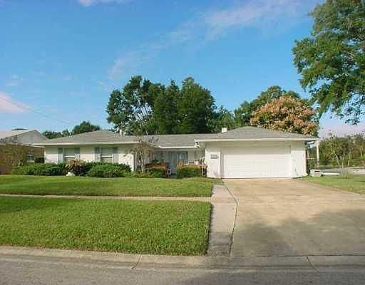 1st image of 3004 Saratoga Dr
