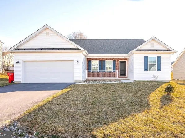 144 Constellation Rd, Inwood, WV 25428