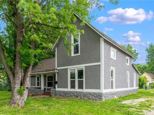 115 Brown Ave, Osawatomie, KS 66064