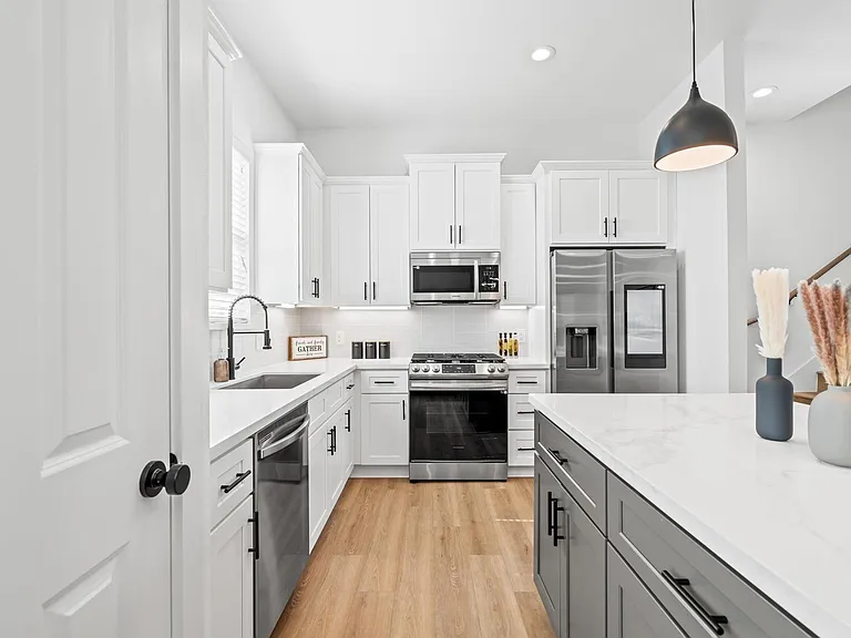 1307 Oak Tree Forest Ct — Photo 14