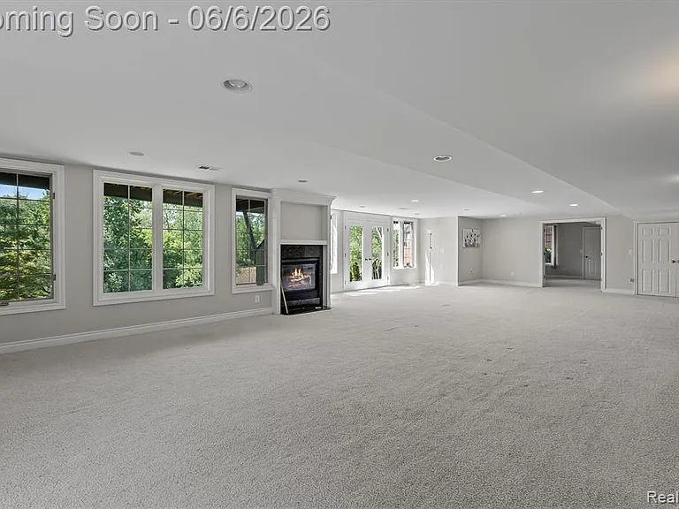 2962 Pheasant Ring Dr — Photo 50