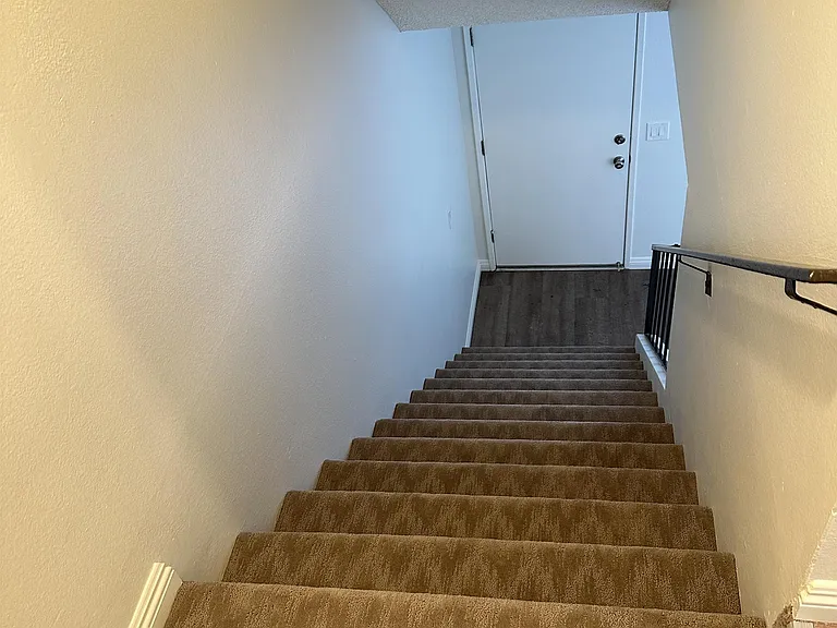 160 N Fonda St #2 — Photo 14