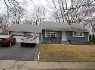 13 Fredric Dr, Ocean, NJ 07712