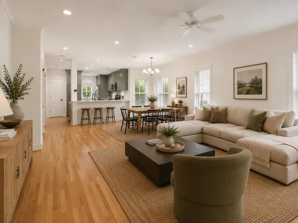 911 Birdsall St, Houston, TX 77007