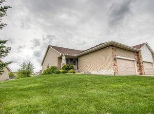 123 Stratford Way, Hudson, WI 54016