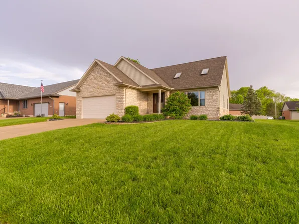 717 Marva Ln, Sidney, OH 45365