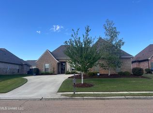 124 Essen Ln, Madison, MS 39110