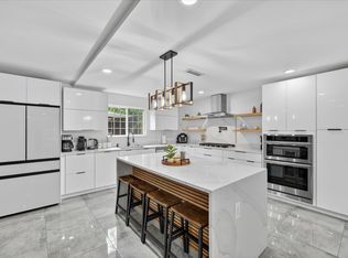 5912 Harvest Hill Rd, Dallas, TX 75230
