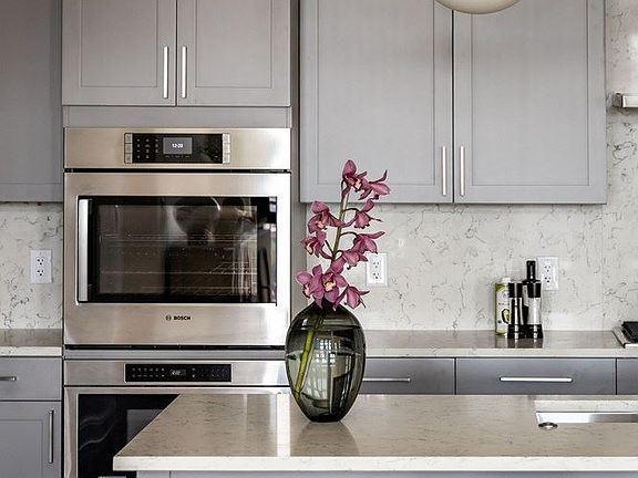 5th image of 4002 Oak Lawn Ave #1X1