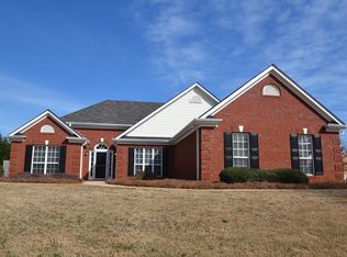 121 Shadow Lake Dr, Conyers, GA