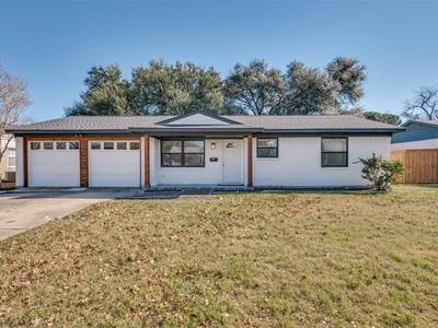 13710 Charcoal Ln, Farmers Branch, TX, 75234