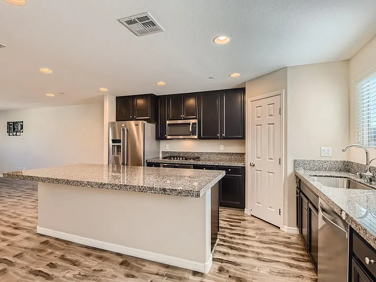 1525 Spiced Wine Ave #24102 — Photo 15