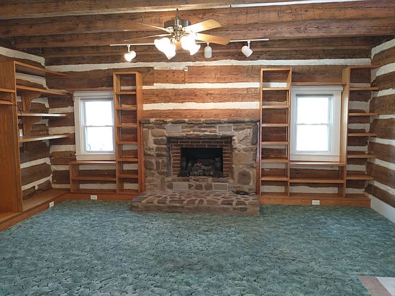 5th image of 7917 Glen Cove Ln