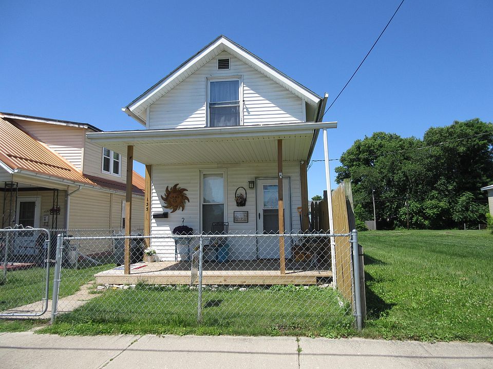 1st image of 135 S 5th St