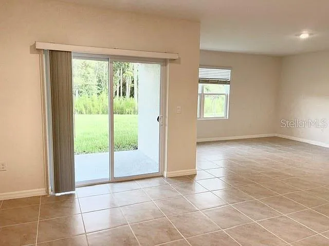 1950 Deep Lake Cir — Photo 13