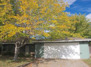 5533 Lancelot Dr, Sacramento, CA 95842