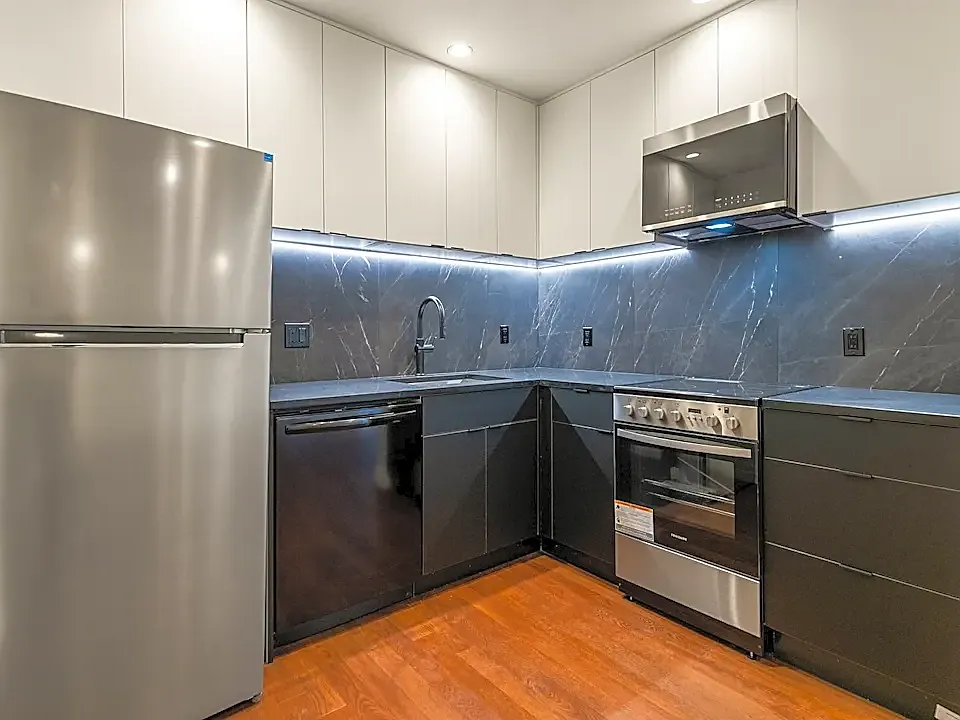 107 Court St #101