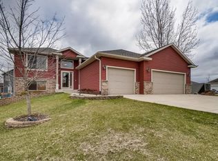 418 51st Ave NW, Rochester, MN 55901