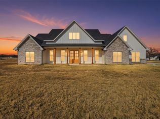 1081 Paradise Pkwy, Poolville, TX 76487