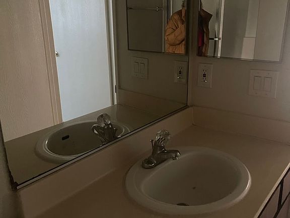 5th image of 7762 Foothill Blvd #121