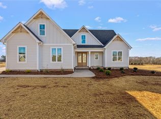 127 Old Dutch Rd, Advance, NC 27006