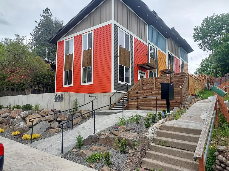 608 E 7th Ave — Photo 1
