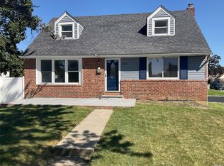 2625 Beech St, East Meadow, NY 11554