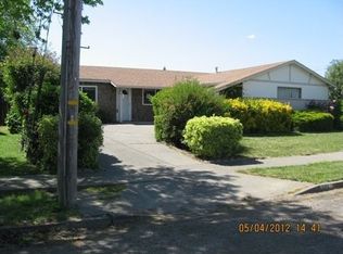 161 Hickory St, Napa, CA 94558