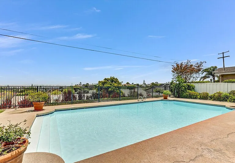 1165 Catalina Blvd — Photo 22