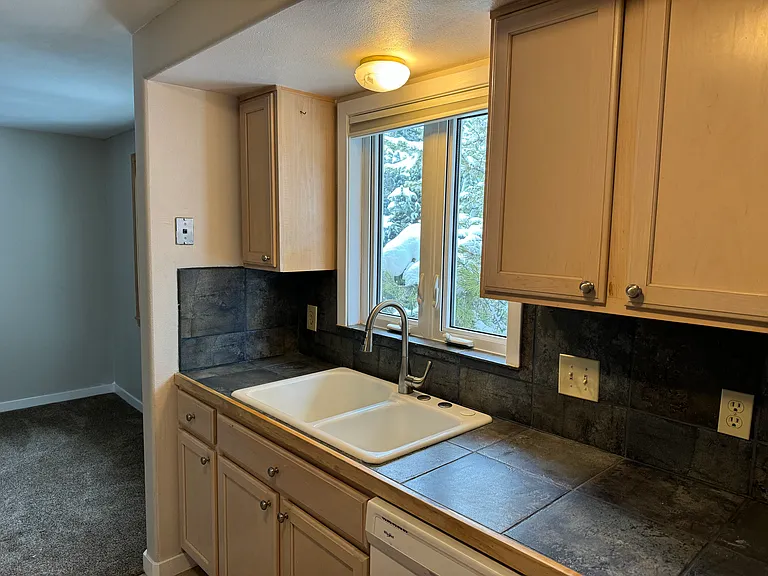 77 County Rd — Photo 18