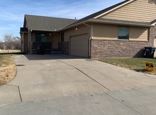 221 S Maize Rd, Wichita, KS 67209