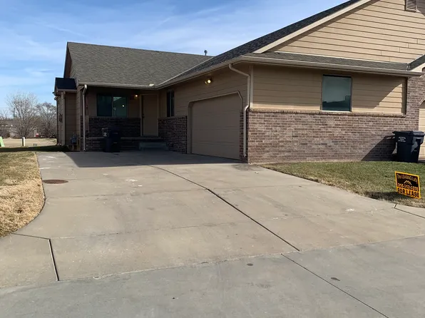 221 S Maize Rd, Wichita, KS 67209