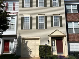 46803 Keswick Sq, Sterling, VA 20165