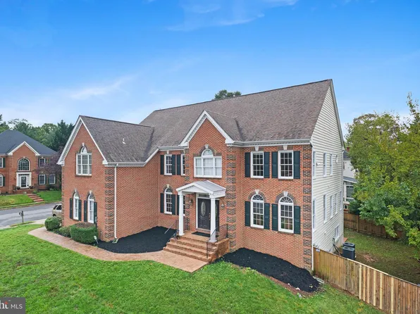 7500 Colonel Lindsay Dr, Falls Church, VA 22043