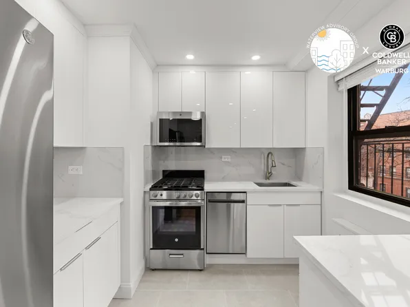 25-10 31st Avenue image 1 of 12