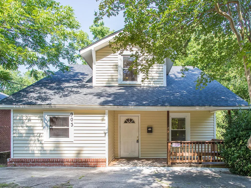903 Onslow St