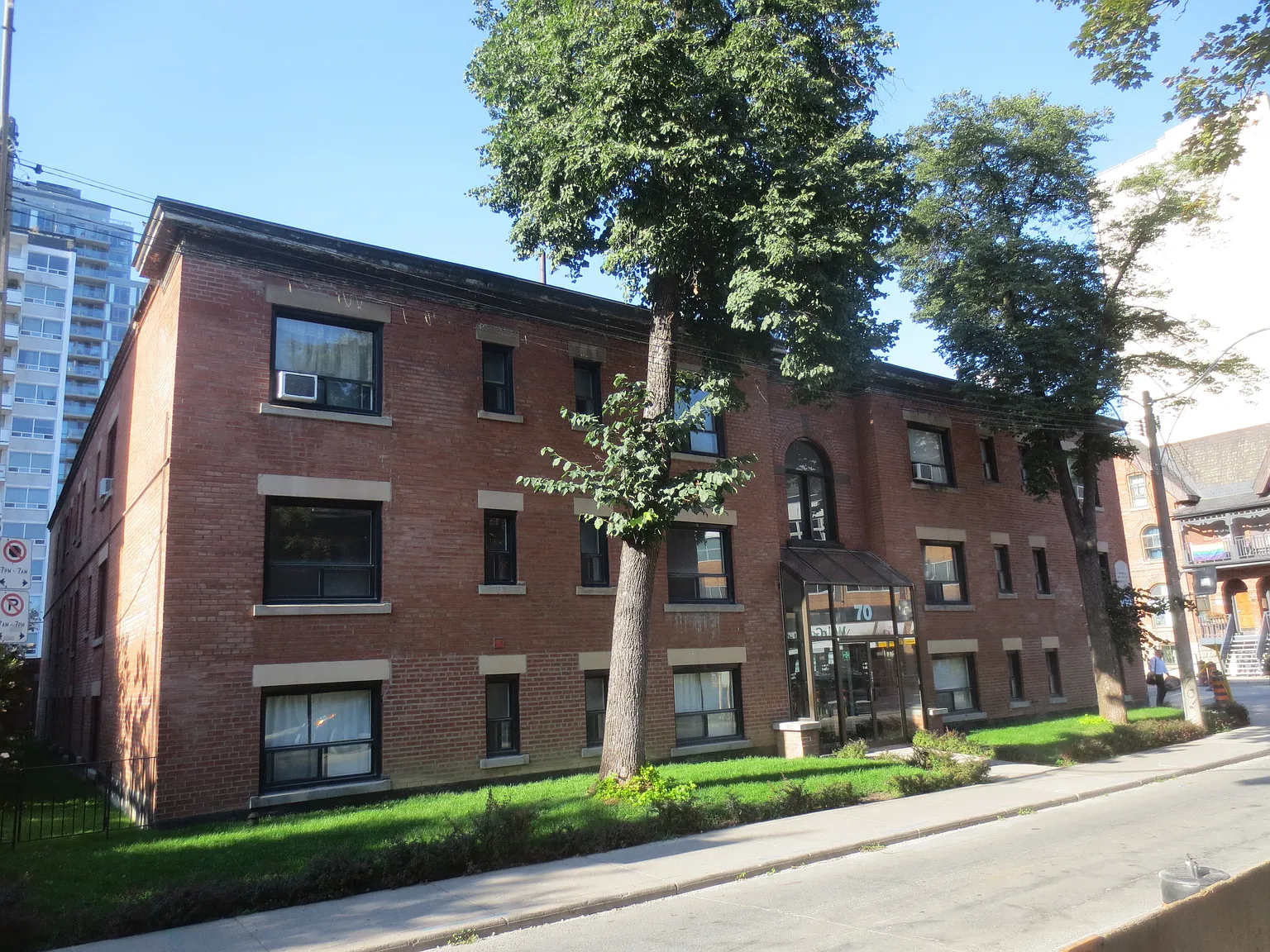 70 Gloucester Street — Photo 1