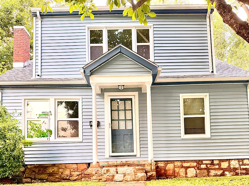 210 Linwood Dr