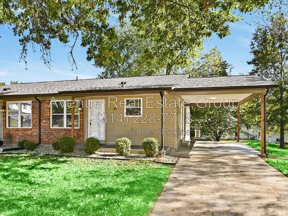 48 Laura Dr