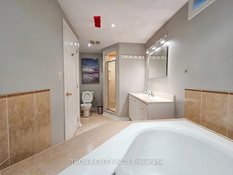 32 Arundel Dr — Photo 25