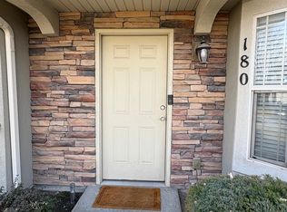 180 S Tamarak Cir, Lehi, UT 84043