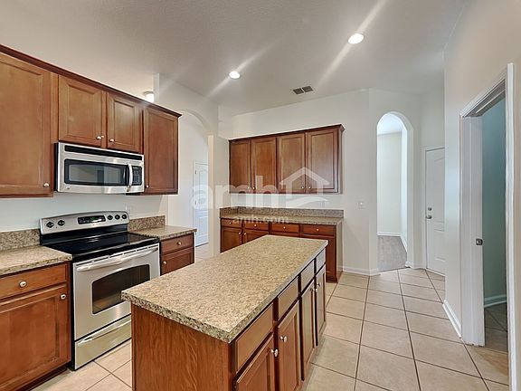 4th image of 2532 Creekfront Dr