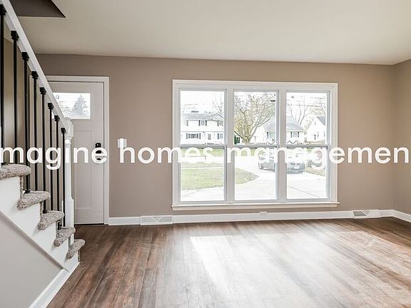 3rd image of 25312 Hall Dr