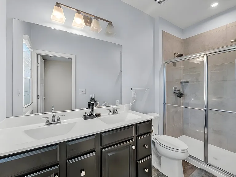 589 Westport St — Photo 14