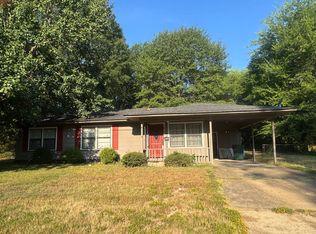 1121 Chestnut St, Magnolia, AR 71753