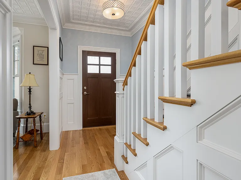 176 Beacon St #2 — Photo 3