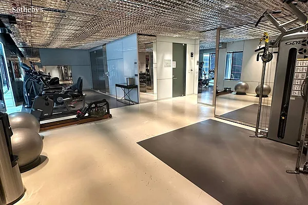 Rented by Sotheby's International Realty | media 14